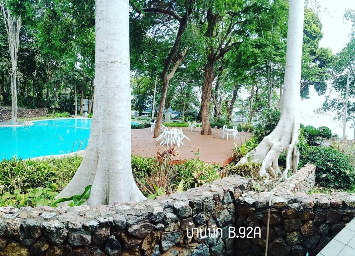 Villa Baan Rug Nam Sai Thang Kwian Esterno foto